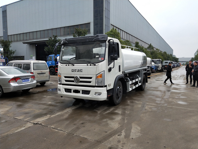 ��(gu��)���|�L(f��ng)10����ˮ܇,10������ˮ܇