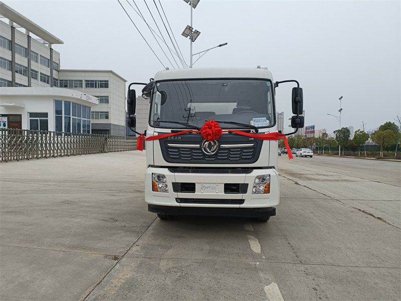 �|�L(f��ng)���\��ʽ����܇(ch��)-�|�L(f��ng)���\���s����վ�D(zhu��n)�\(y��n)܇(ch��)