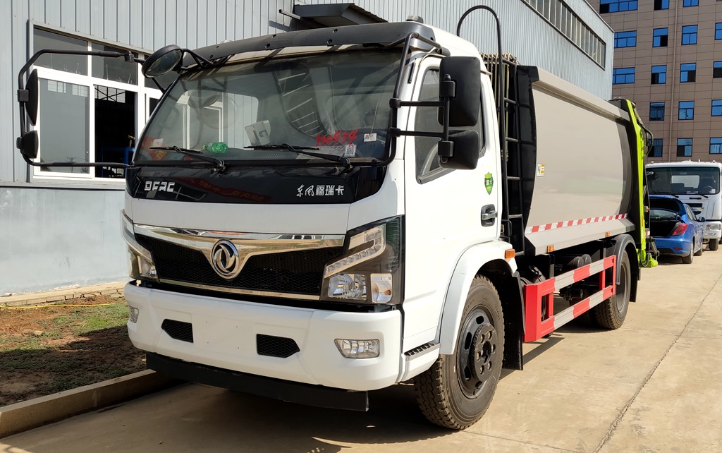 �|�L���𿨉��s����܇