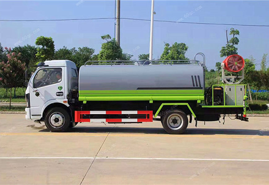 東風凱普特灑水車圖片