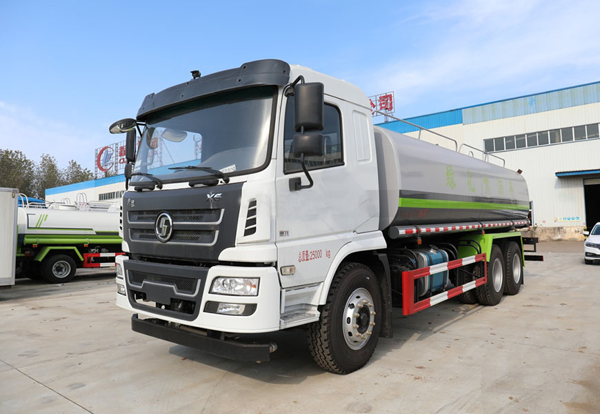 陜汽軒德X6后雙橋灑水車圖片